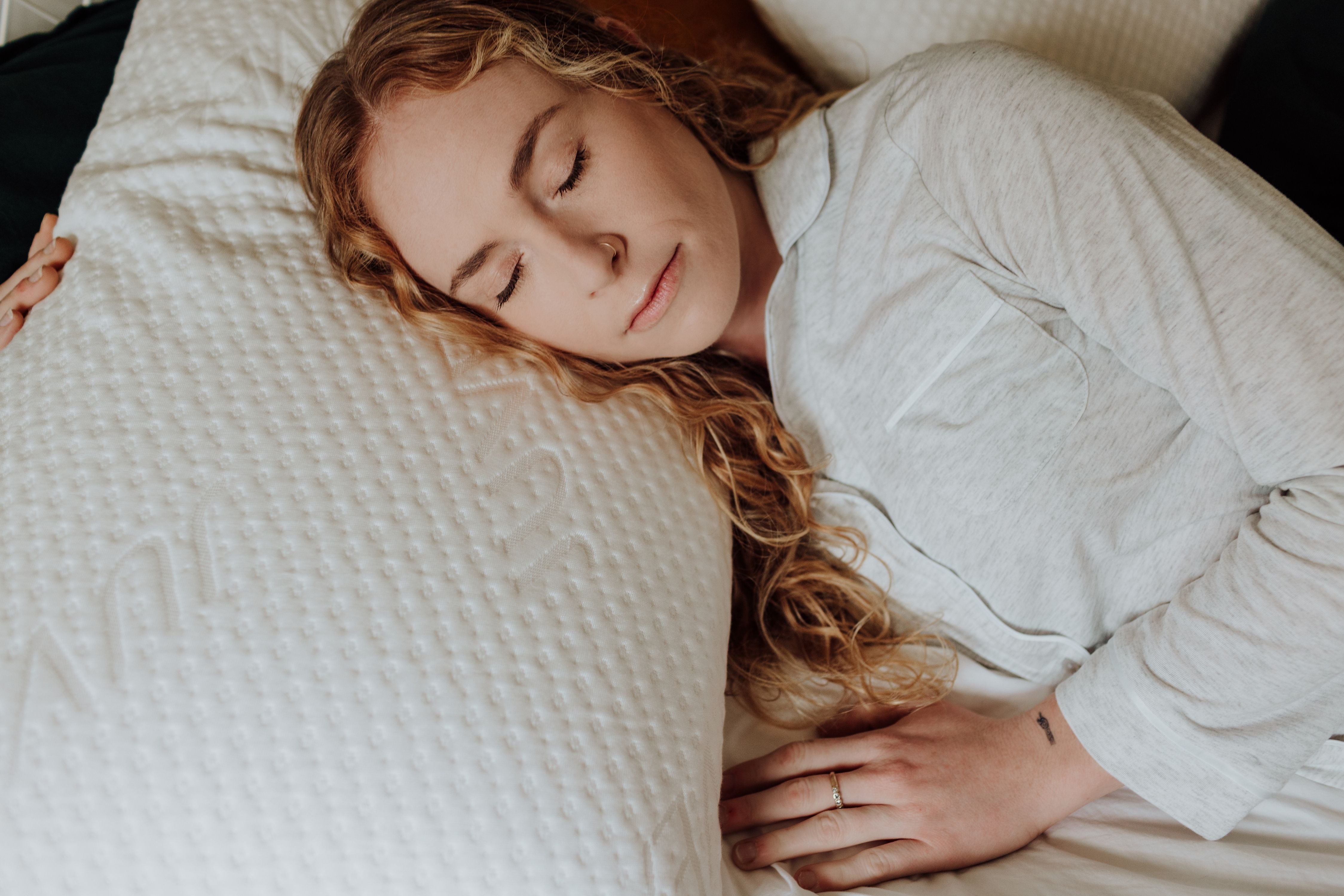 JUVEA® Elevate High-Profile Talalay Latex Pillow with Cotton Cover
